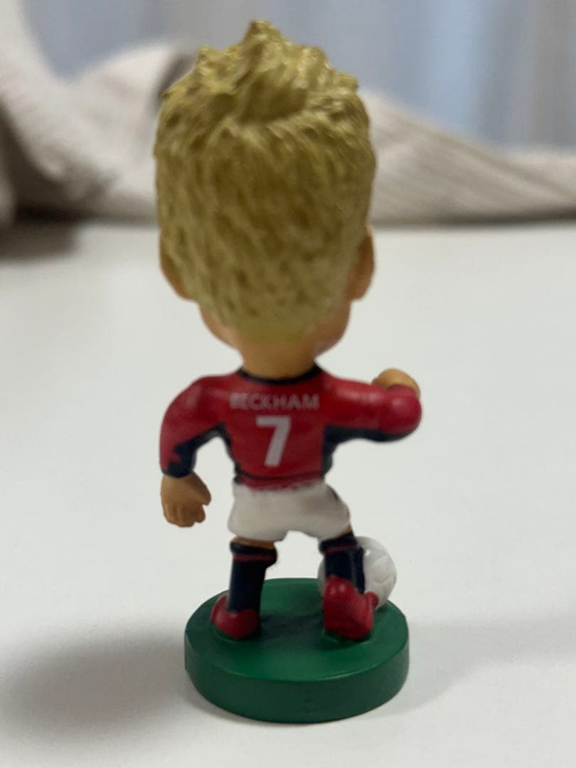 デビッド・ベッカム フィギュア 7番 - メルカリ