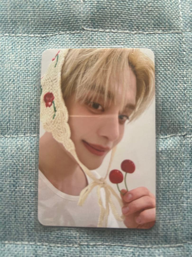 ジウン さくらんぼ トレカ muvve シンガポール - メルカリ