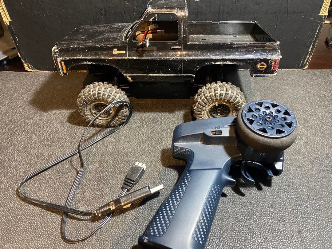 クローラー　FMS 1\24 k5 blazer