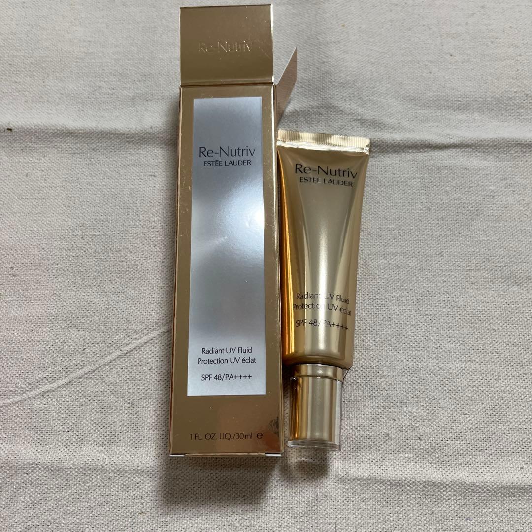 エスティローダー リニユートリィブ　ラディアント　UV フルイド