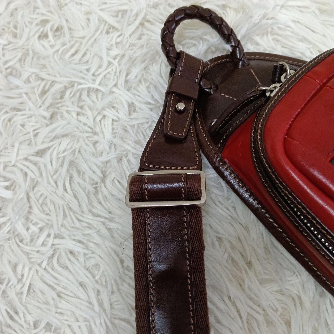 美品】Kiefer neu キーファーノイボディバッグ赤レッド