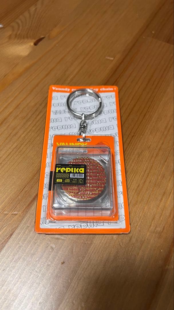 Vaundy replica キーホルダー - メルカリ