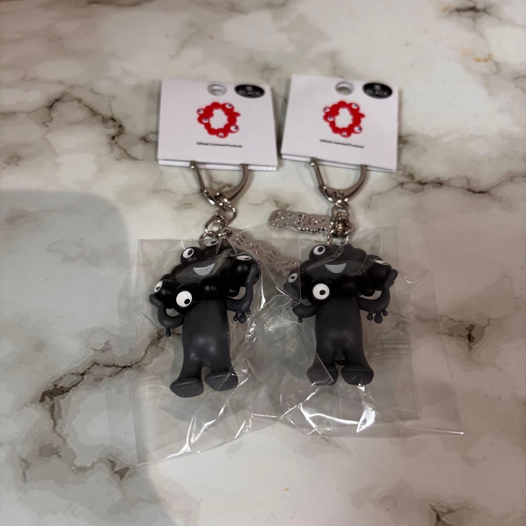 ミャクミャク　黒　ストラップ