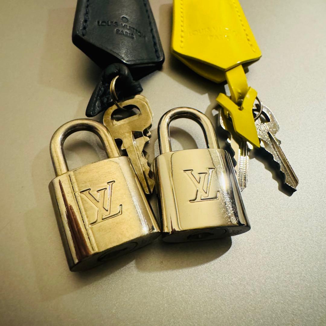 ルイヴィトン　カデナ　鍵　2点　セット クロシェット