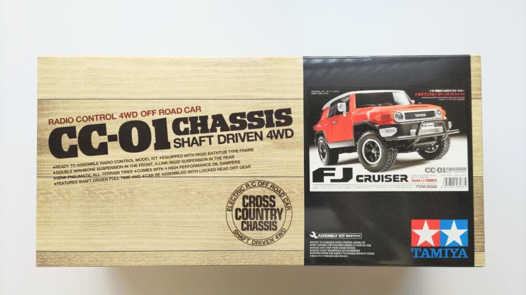 タミヤ 1/10 トヨタ FJクルザー CC-01