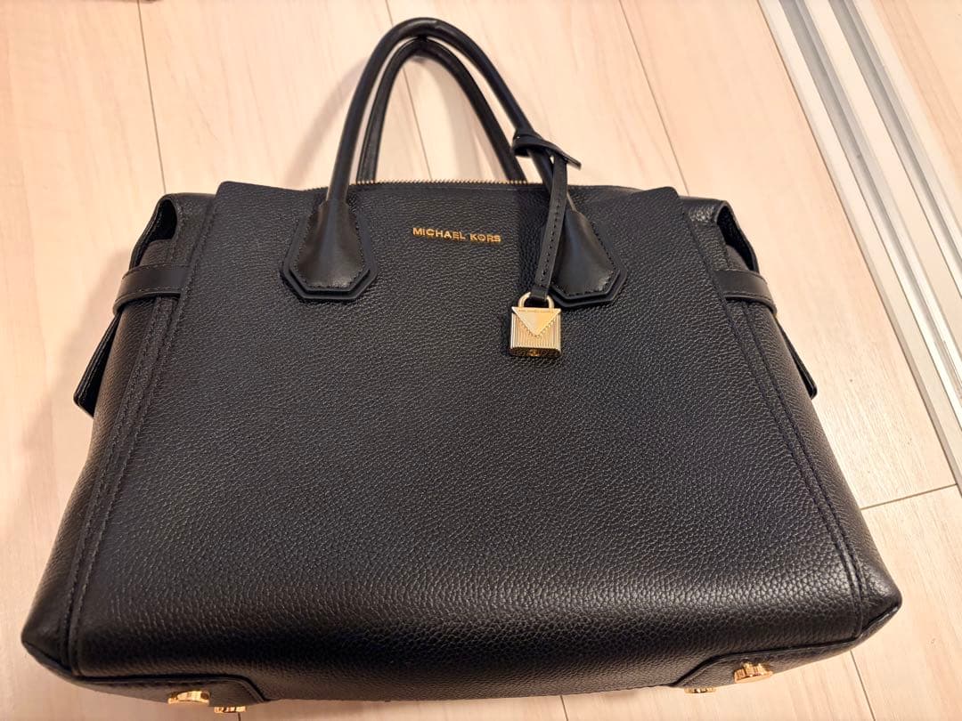 MICHAEL KORS ブラック ハンドバッグ　未使用