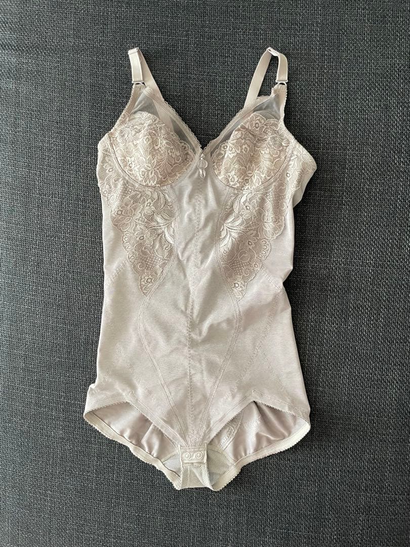 ダイアナ ボディスーツ A85LL+3 - メルカリ