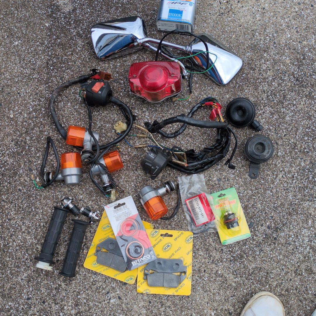 ホンダCB400four NC36型 ミラー・ウィンカー・テールランプ ホンダ（HONDA） CB400FOUR リアウインカー 左右 60333 純正 中古