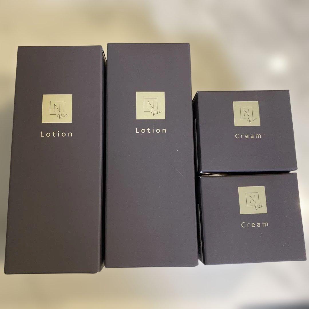 N organic Vie モイストローション・クリーム各2