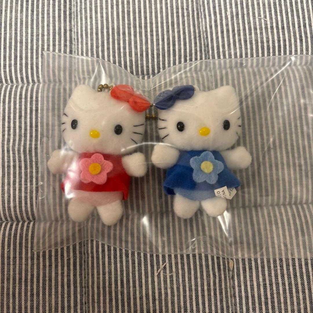 ハローキティ　ツイン　マスコット　キーホルダー