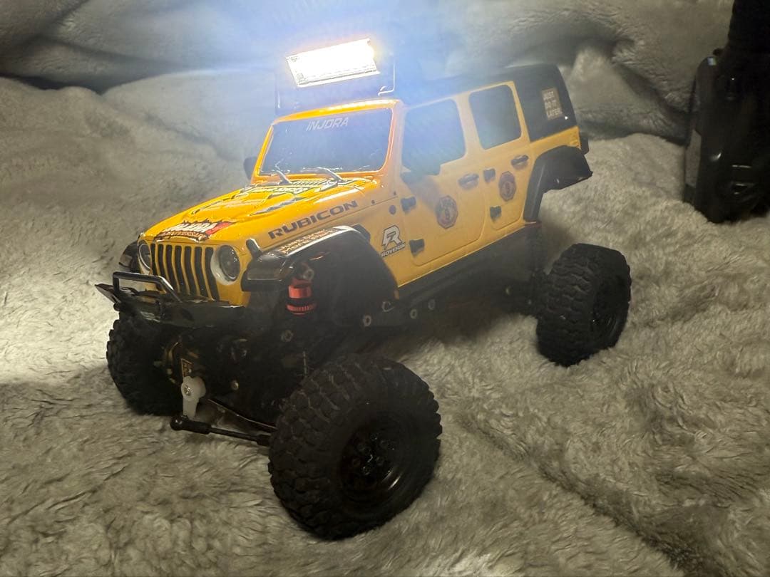 4×4魔改造1/28スケール　RCカー　ジャンク品扱い　ラジコン　4WD DEERC ラジコン ラジコンカー オフロード 子供 屋外 4WD 四輪駆動RC