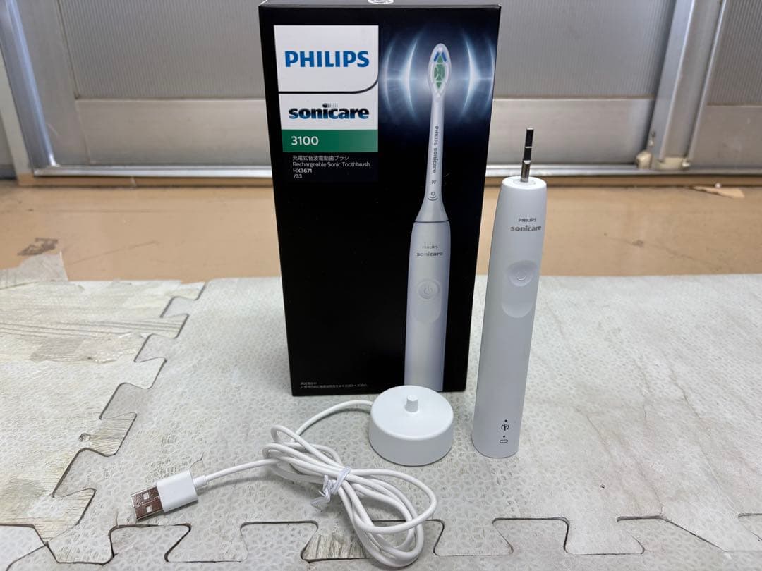 PHILIPS sonicare 3100 電動歯ブラシ本体 - メルカリ