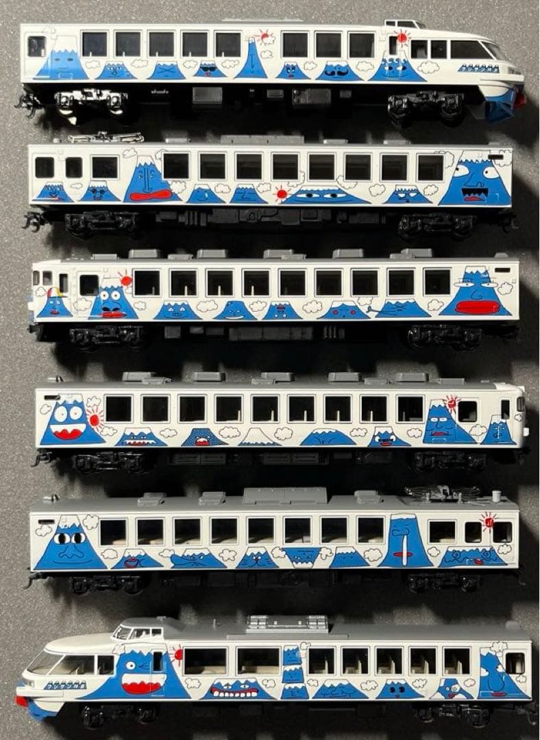 KATO 10-238 富士急行2000系「フジサン特急」6両セット - メルカリ