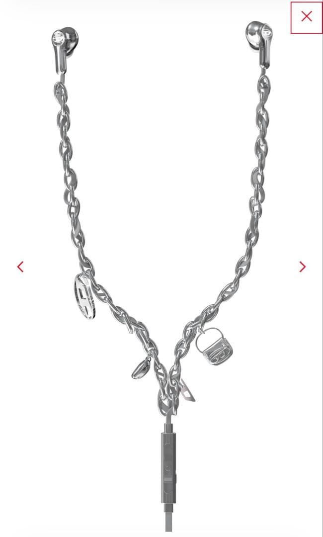 DIESEL シルバー　チャーム付き有線イヤホン　Wired Earbuds