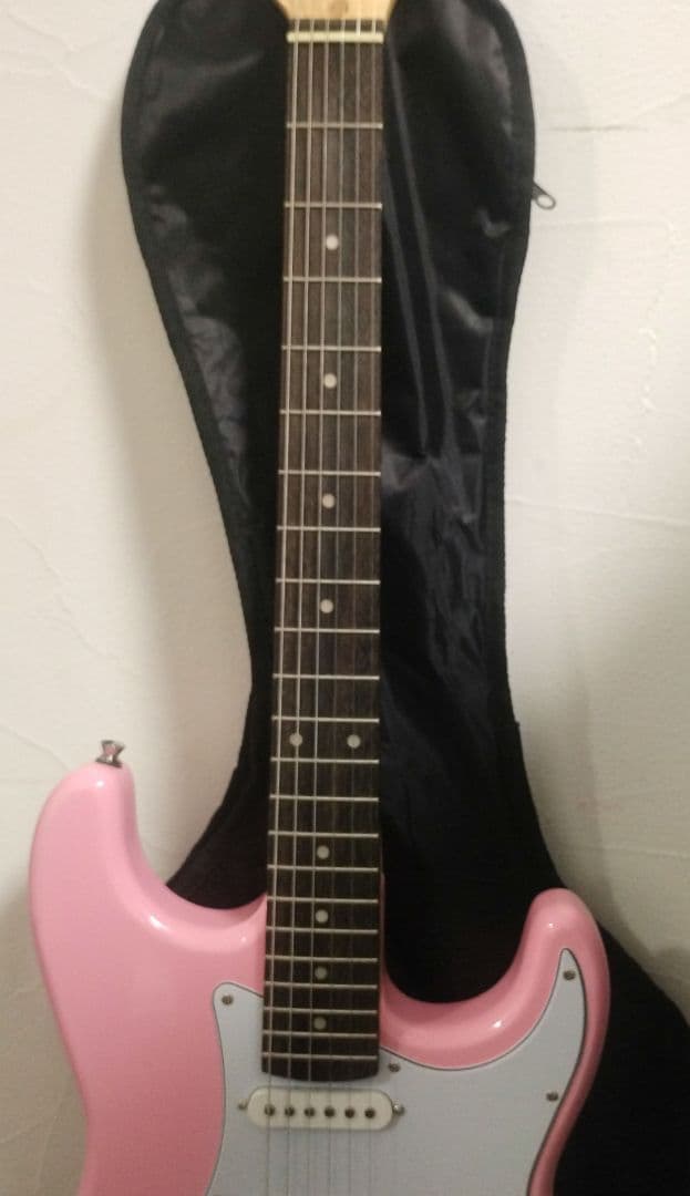 エレキギター ピンク photogenic フェルナンデス ストラトキャスター