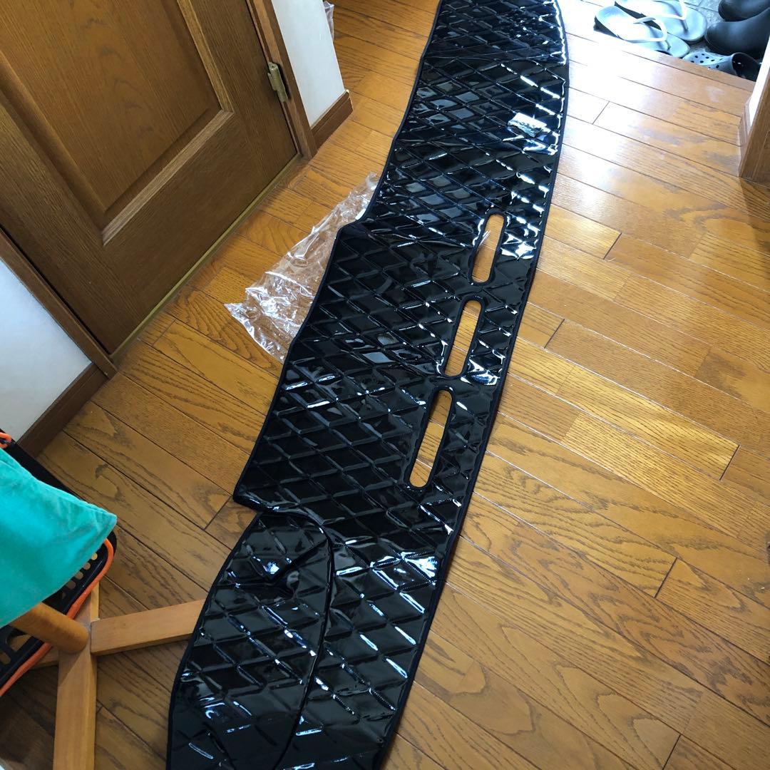 トラック　日野レンジャー　ダッシュボードマット