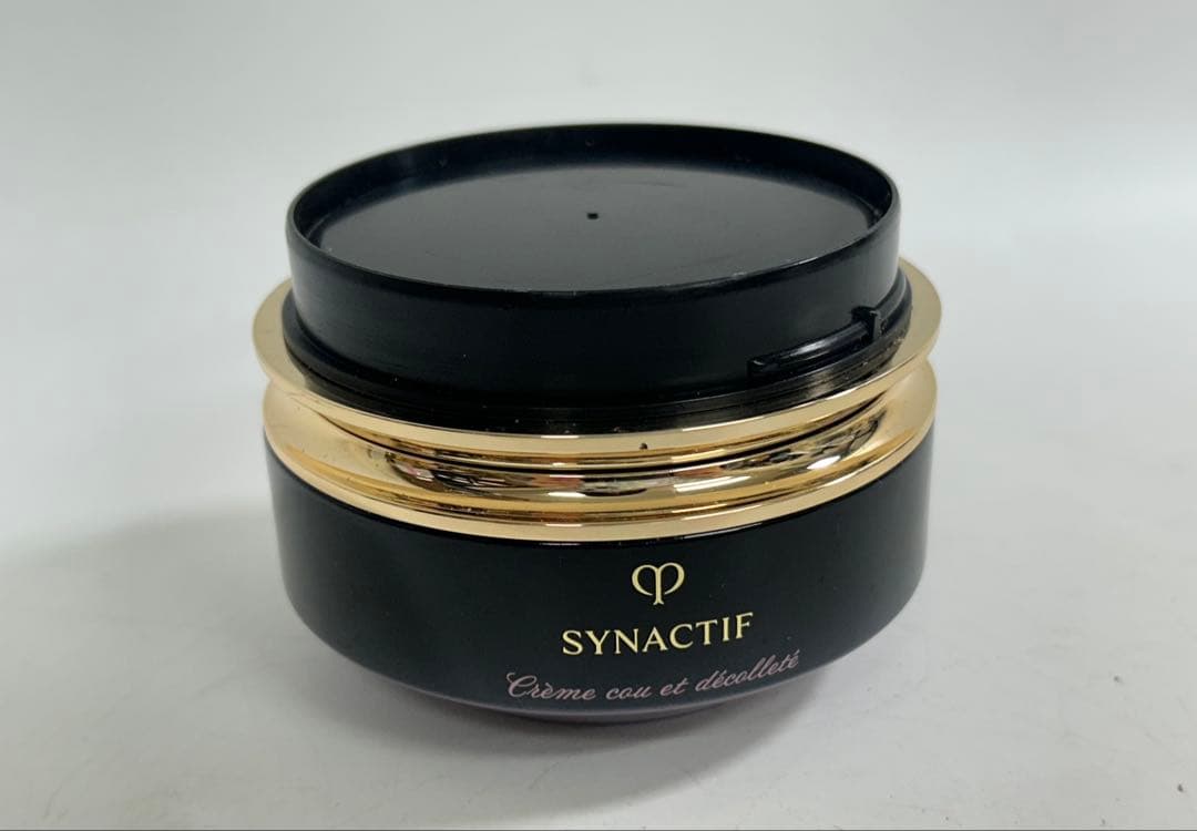 クレ・ド・ポーボーテ　シナクティフ　クレームクーエデコルテn