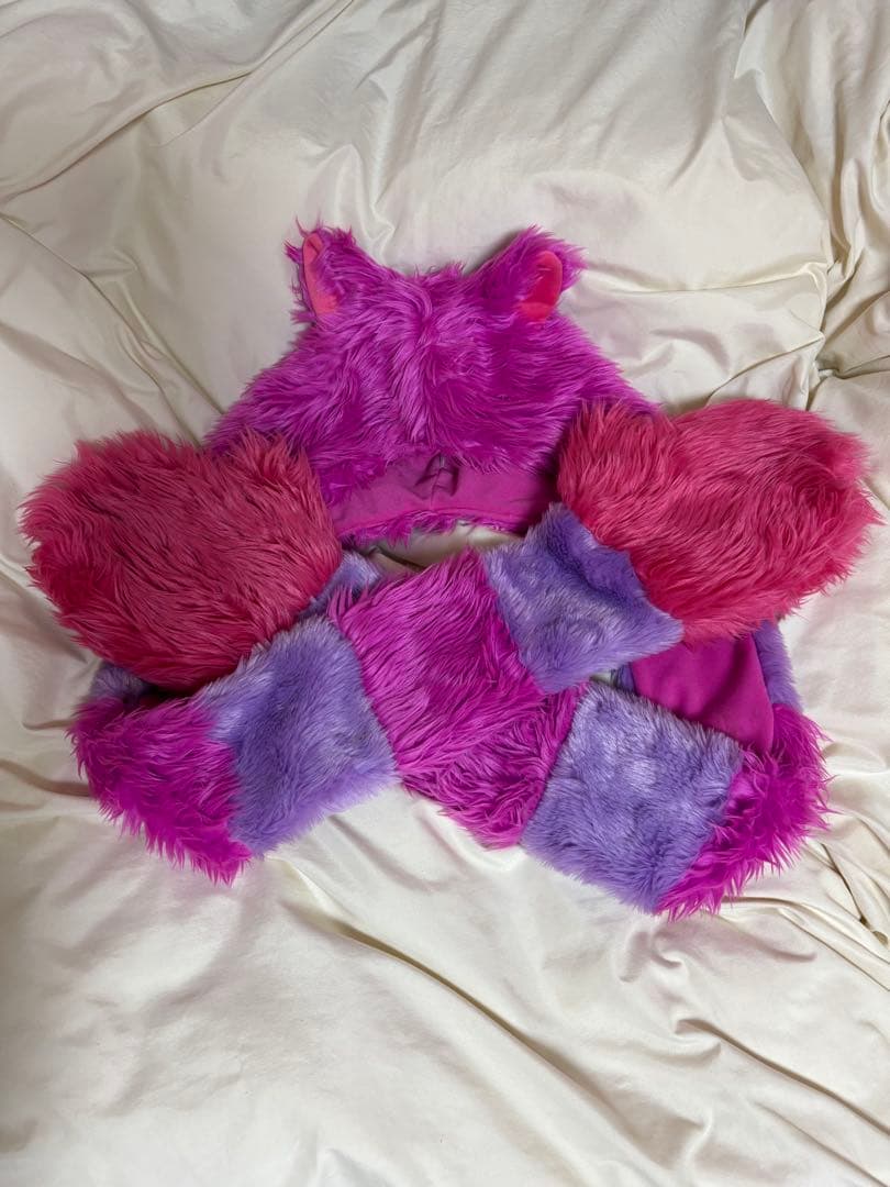 チェシャ猫マフラーキャップ - メルカリ