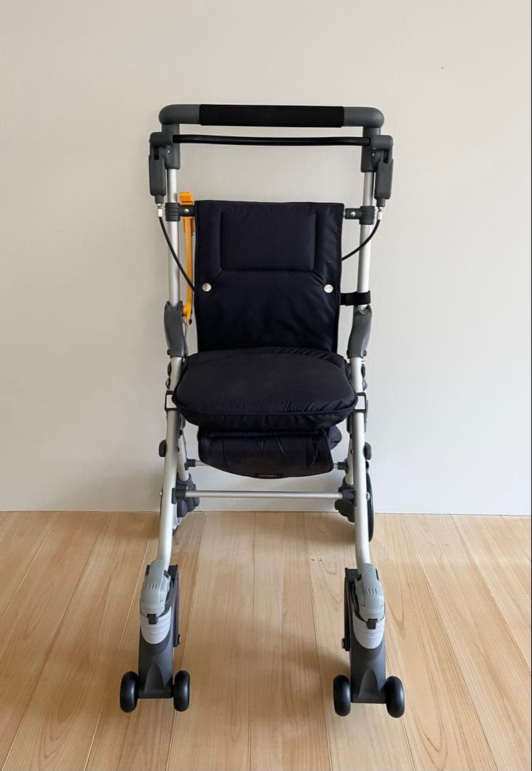 キャリースルーン 段差楽々 シルバーカー マキテック 手押し車 歩行器