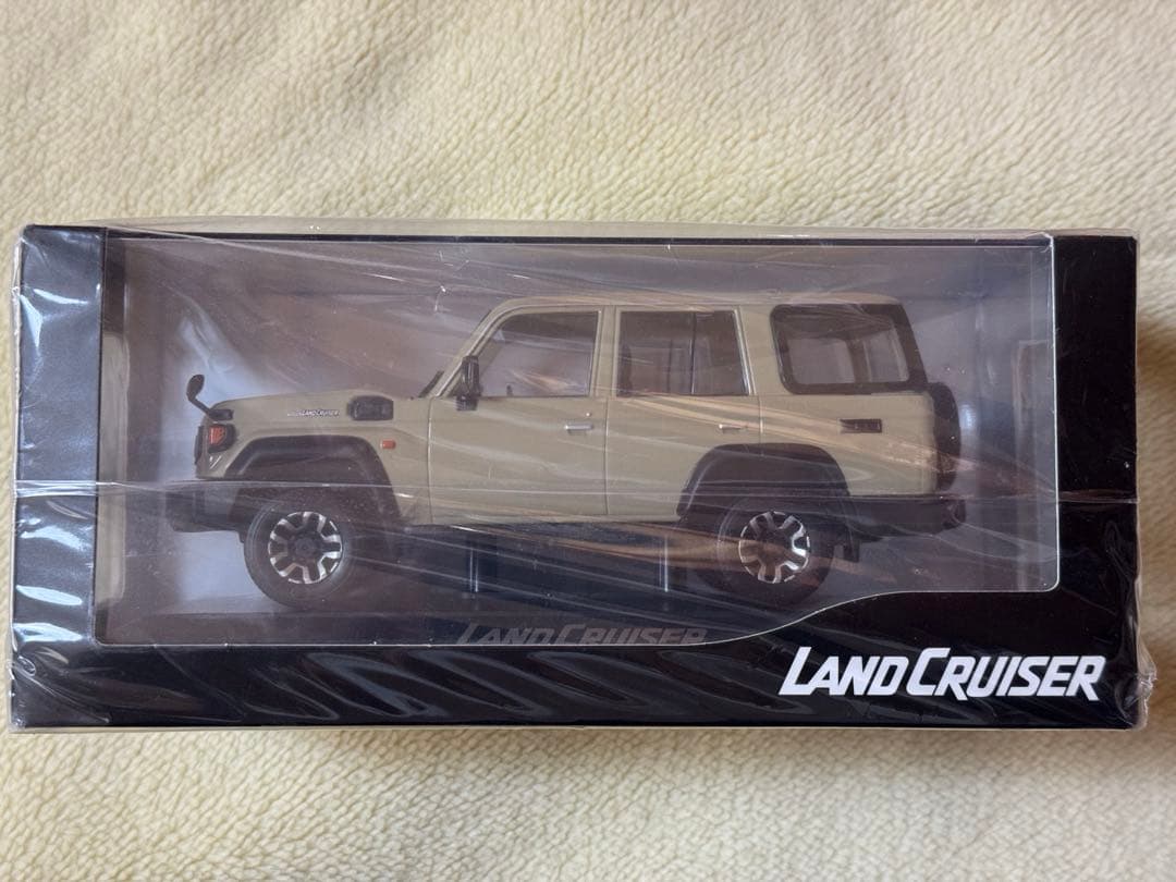 未開封 ランドクルーザー70再再販 1/30 ミニカー