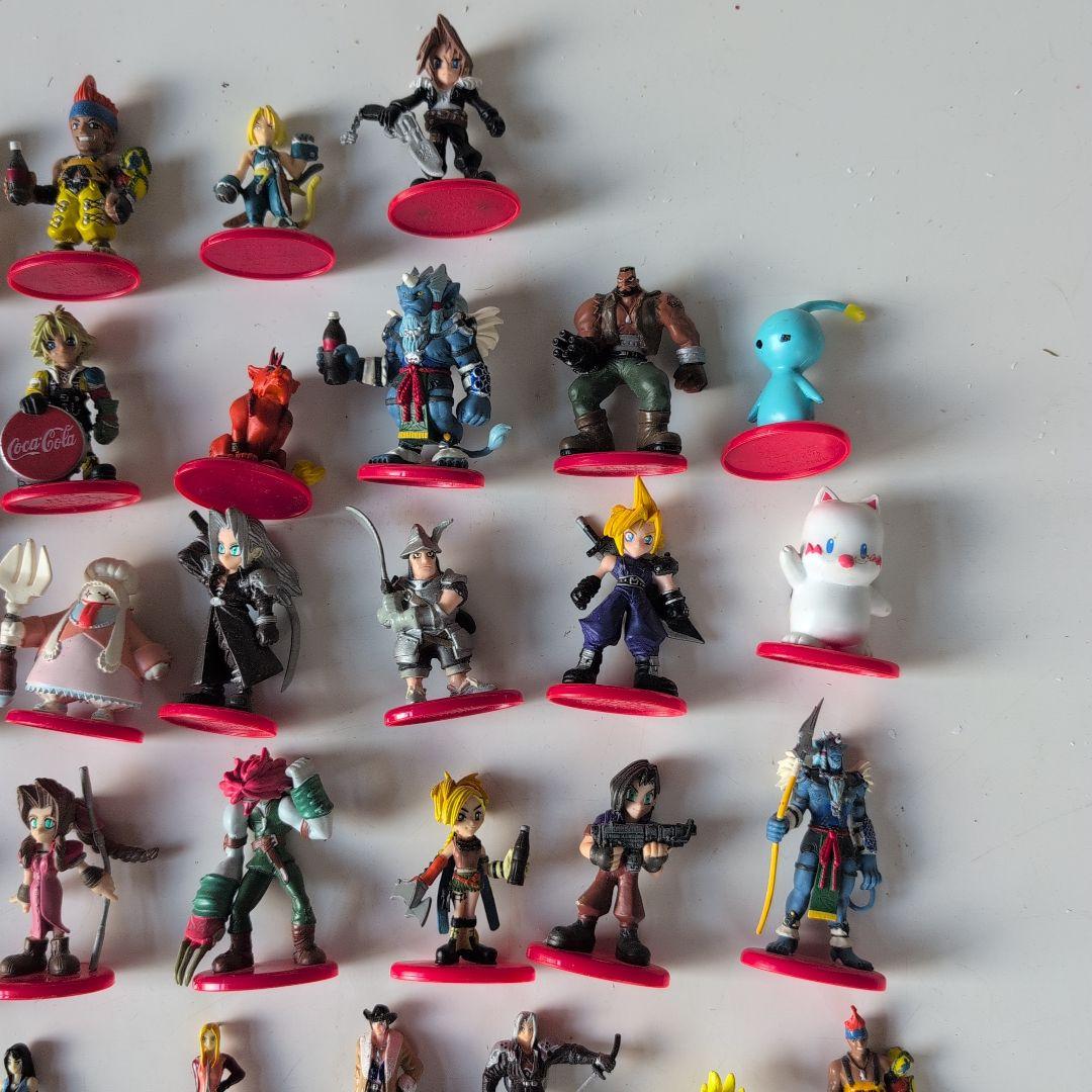 ファイナルファンタジー フィギュアセット 52体2000年コーラのオマケ