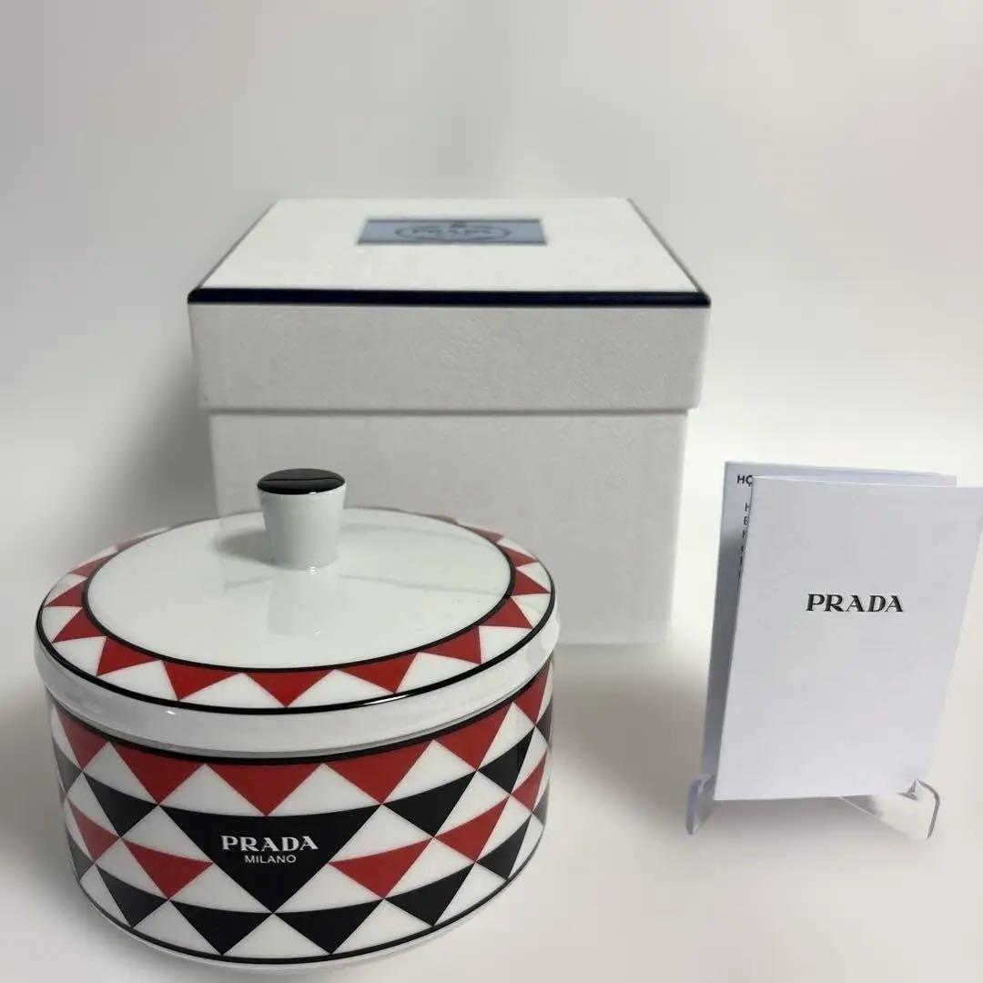 新品未使用品♪PRADA♪ジュエリーボックス♪ポーセリン♪箱付