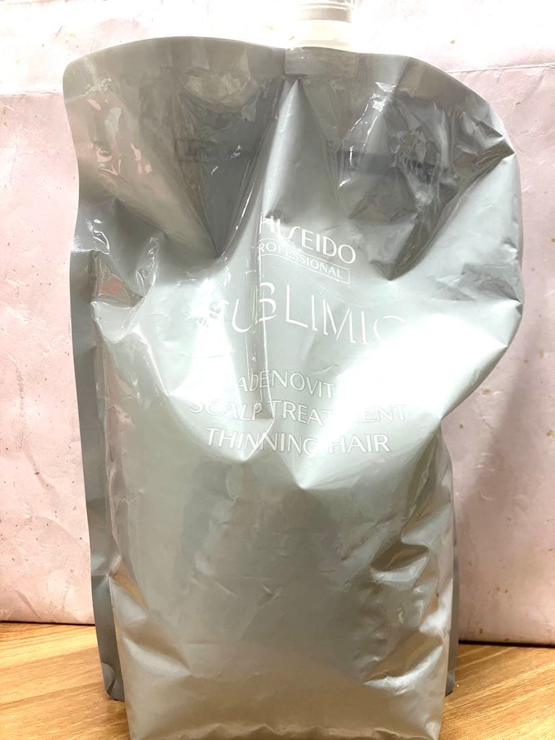 アデノバイタル　スカルプトリートメント1800g