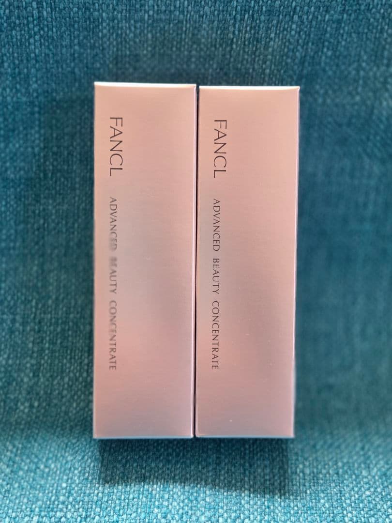 FANCL　アドバンストビューティコンセントレート（専用ケース+レフィル）2個