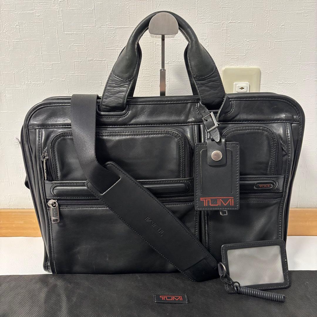 TUMI ビジネスバッグ 本革 レザー 2way 保存袋 ショルダー ブラック 人気♡TUMI トゥミ ブランドロゴ レザー 2way ビジネスバッグ ブラック