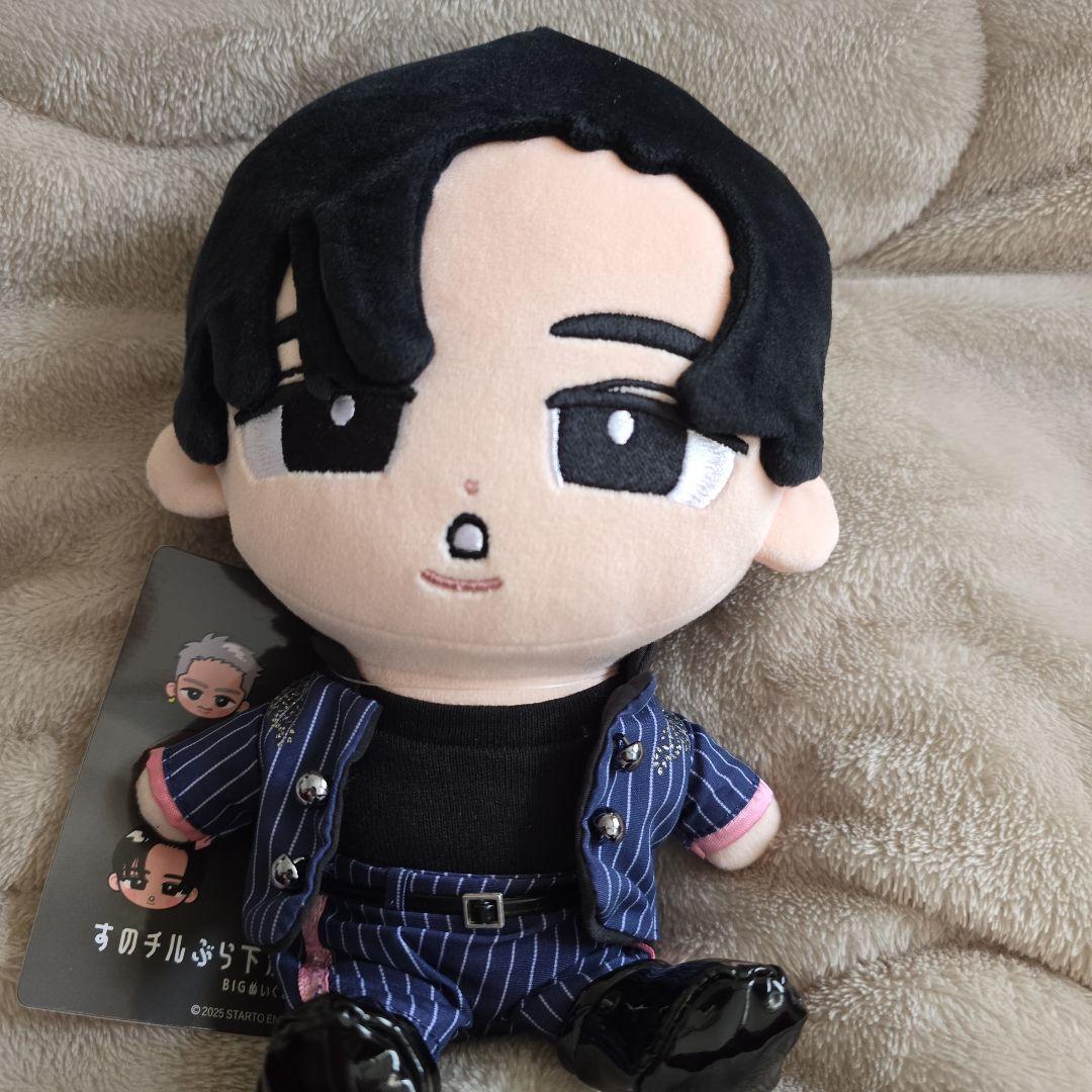 SnowMan 目黒蓮 すのチル ぶら下がらないシリーズ ぬいぐるみ - メルカリ