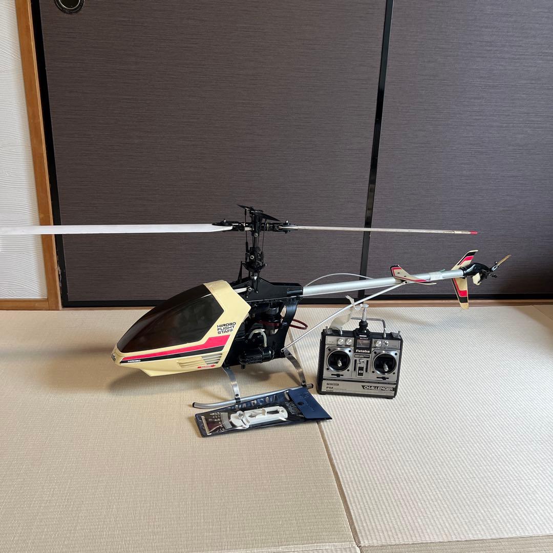 ヘリコプター (エンジン、プロポ付き )ホワイト