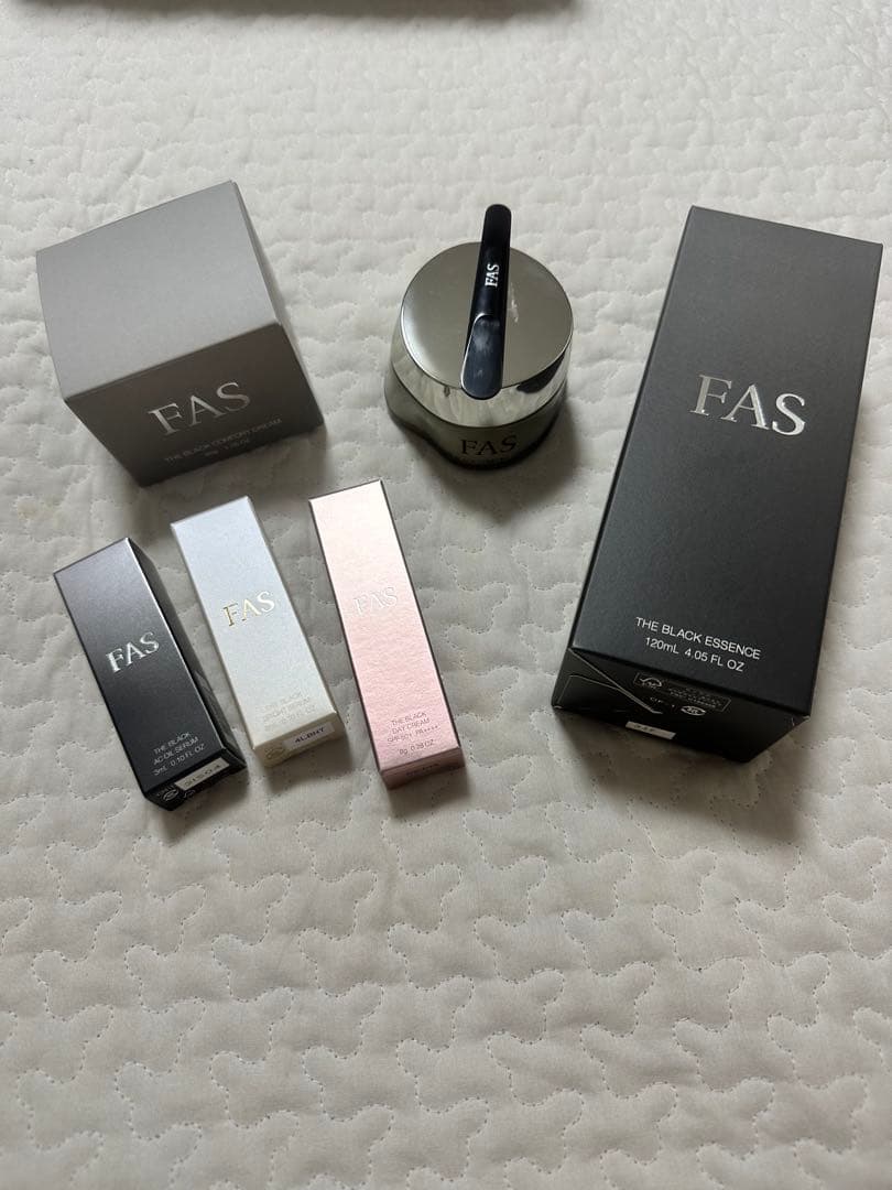 値下げ☆FASザブラックエッセンス & コンフォートクリームセット