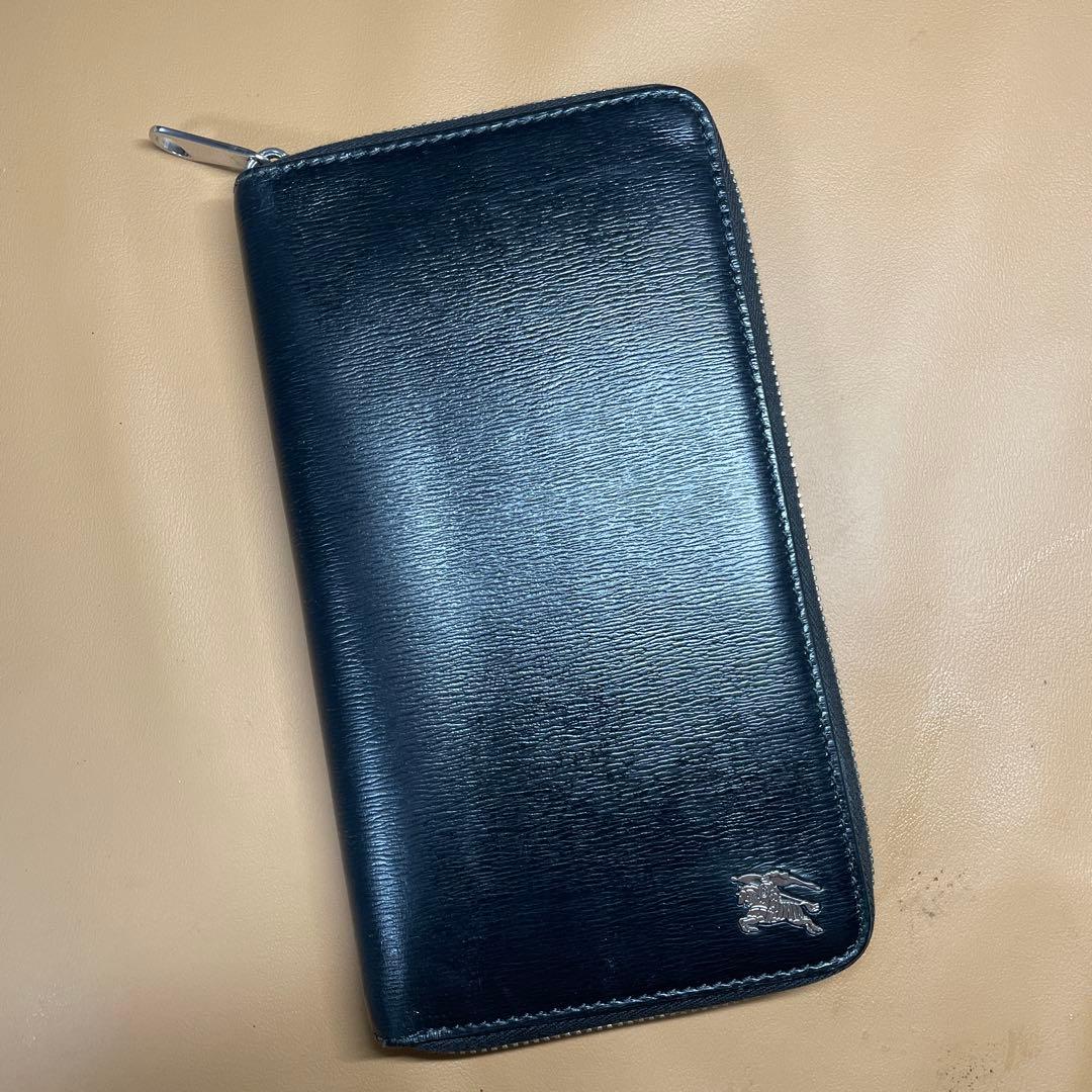 バーバリー　オーガナイザー　ラウンドファスナー