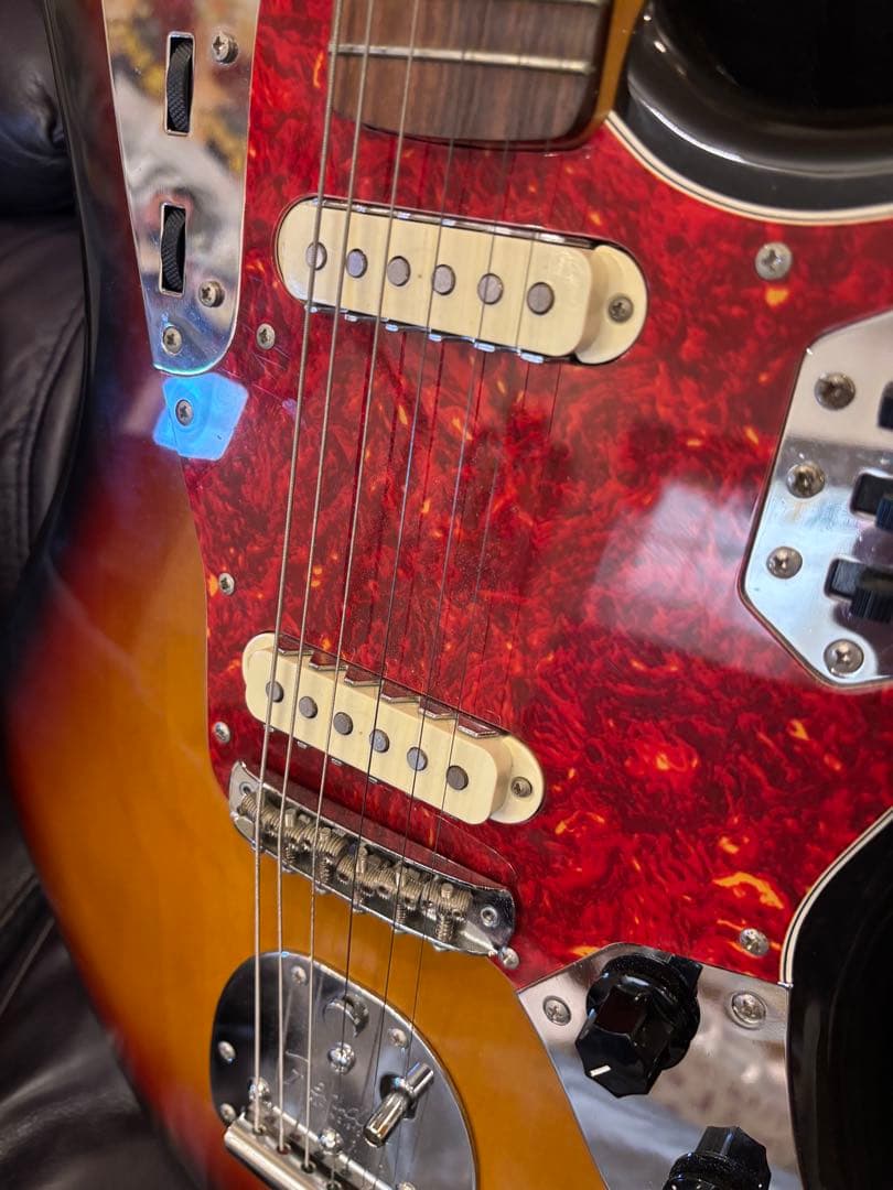 reina様専用 Fender Jaguar サンバースト JG66-85 - メルカリ