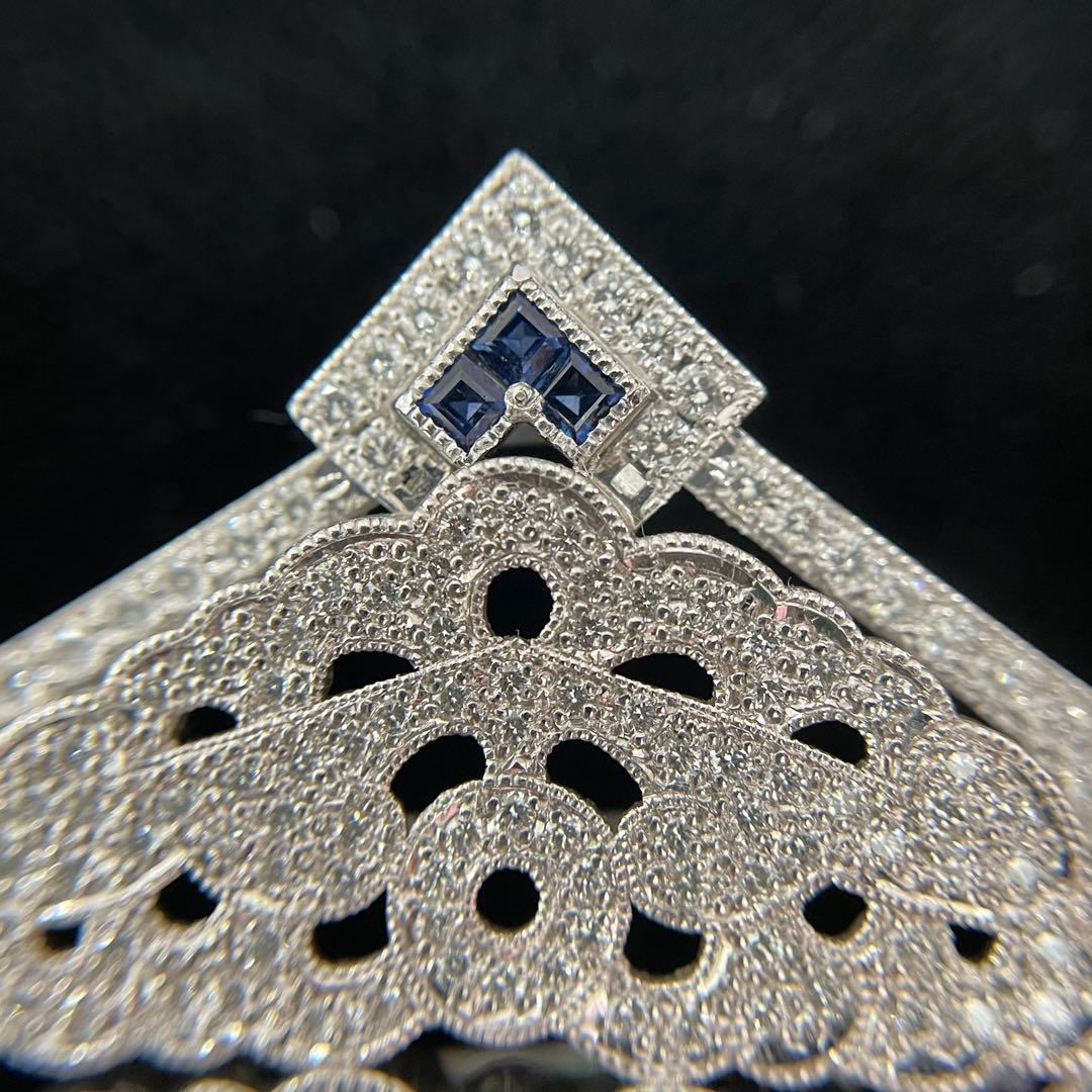 coco様専用！Pt950素材QUEEN ヒスイとダイヤモンドのデザインブローチ