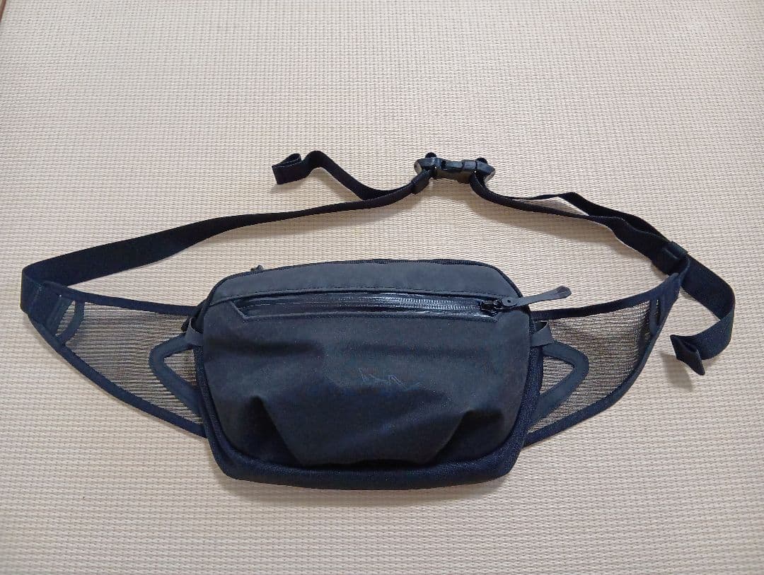 美品 ARC'TERYX Arro Waist Pack 黒