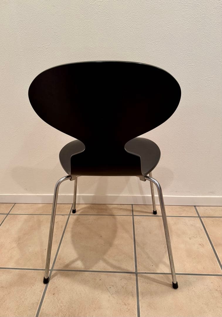み*け様 フリッツハンセン アントチェア ブラック 4本脚（2/3) - メルカリ