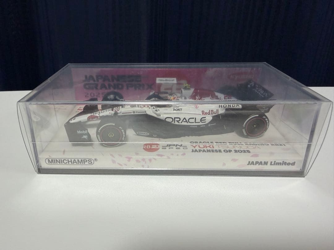 直筆サイン入り F1 角田裕毅 選手 2025 日本GP 1/43スケールモデル スパーク 1/43 レッドブル RB21 No.22 2025 F1 日本GP 角田裕毅 完成品