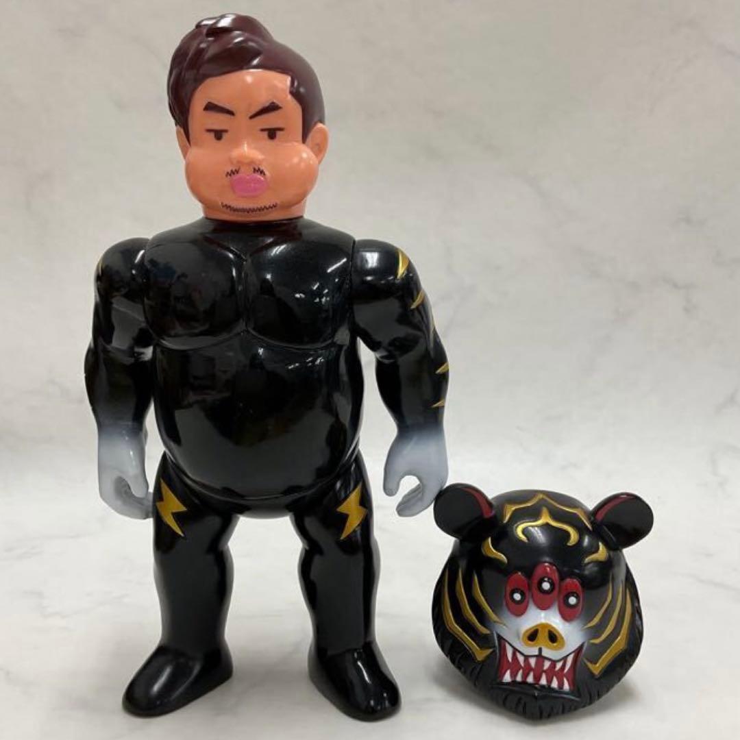 アートジャンキー　ソフビ　ブラックブタイガー2　墓場の画廊
