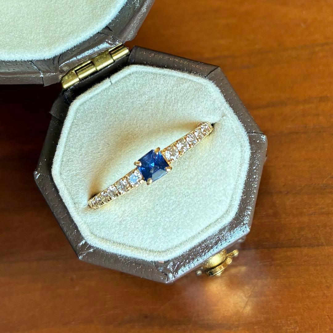 土日でお値下げ中《希少》k18コーンフラワーサファイア鑑別書付きリング#11