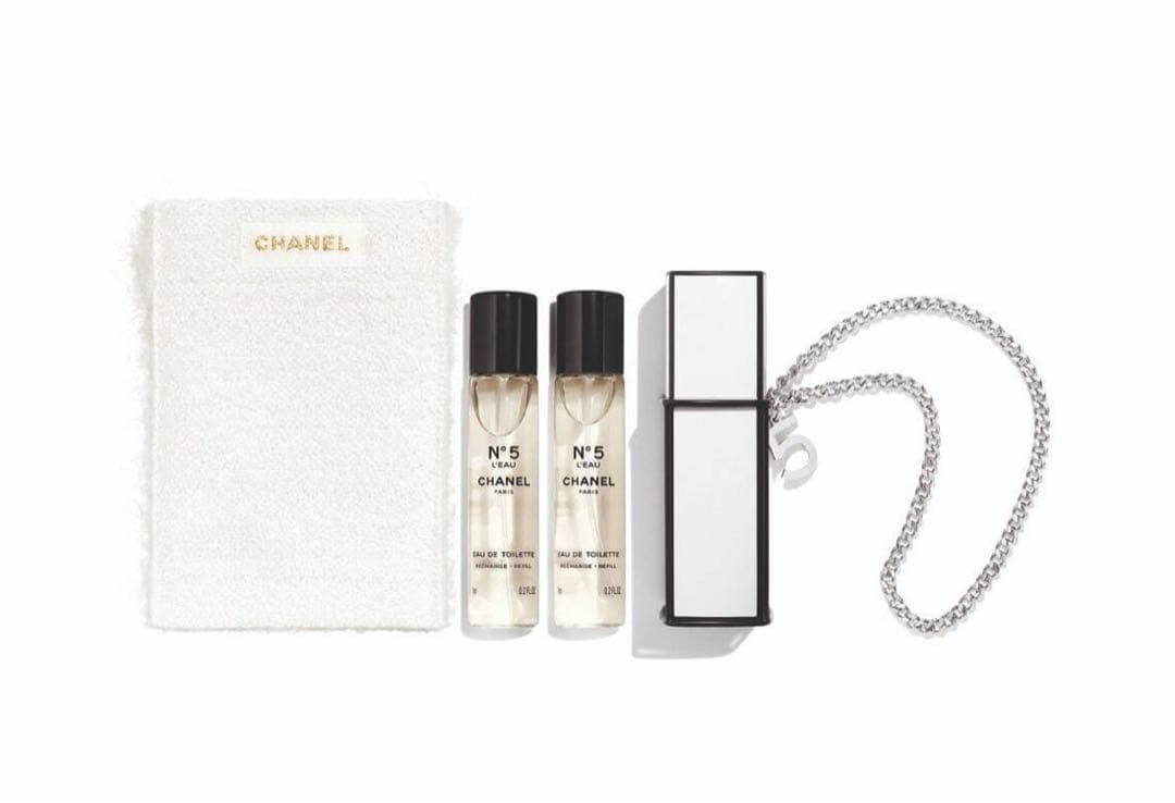 CHANEL ホリデー　Ｎ°５　ロー　オードゥ　トワレット　パース　スプレイ