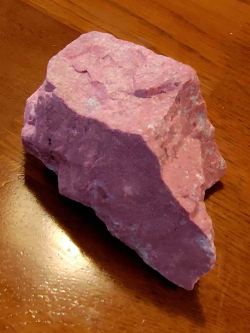 桃廉石(チューライト)原石