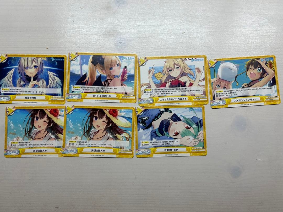 ホロライブ ヴァイシュツバルツ Reバース サイン入りカード - メルカリ