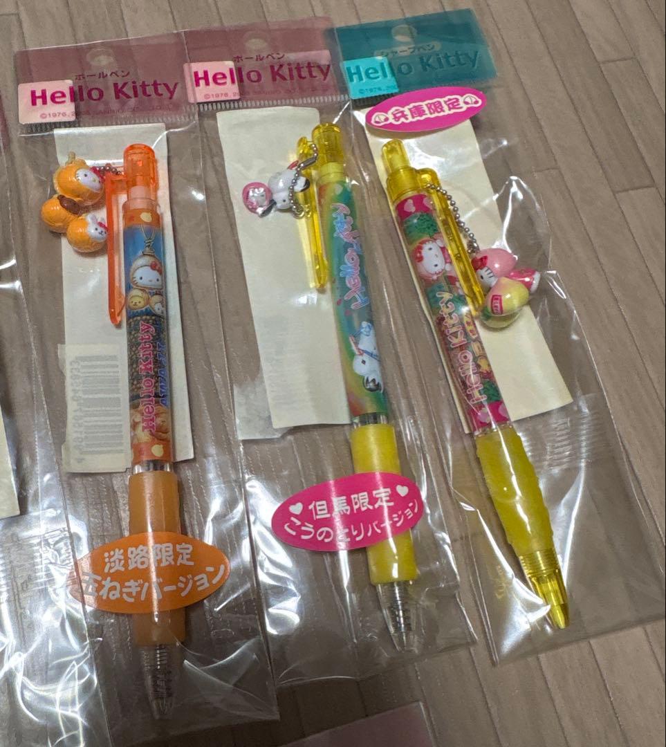 ハローキティ ご当地ボールペン・シャーペン 15本 - メルカリ