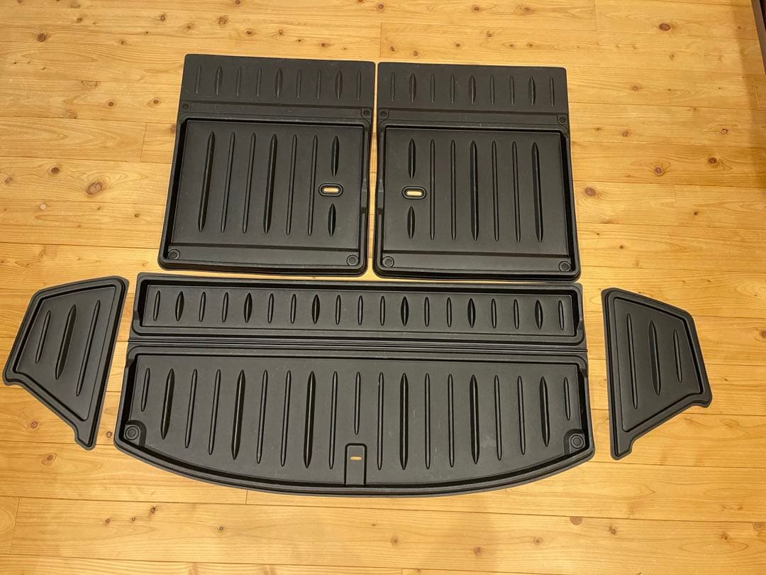 cx-8 純正ラゲッジトレイ(ハード)