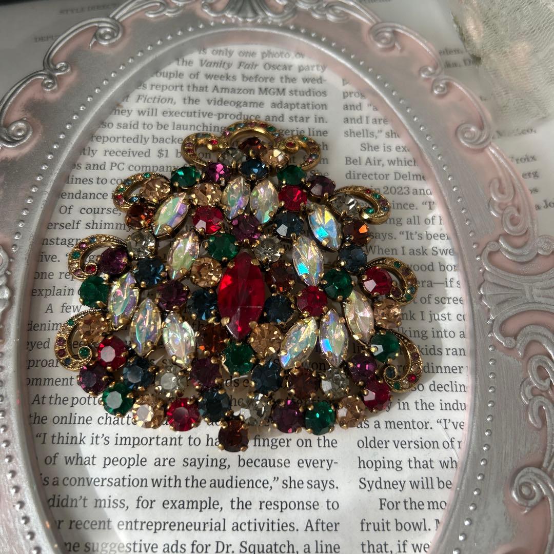 ドイツ製ヴィンテージブローチ スワロフスキー - メルカリ