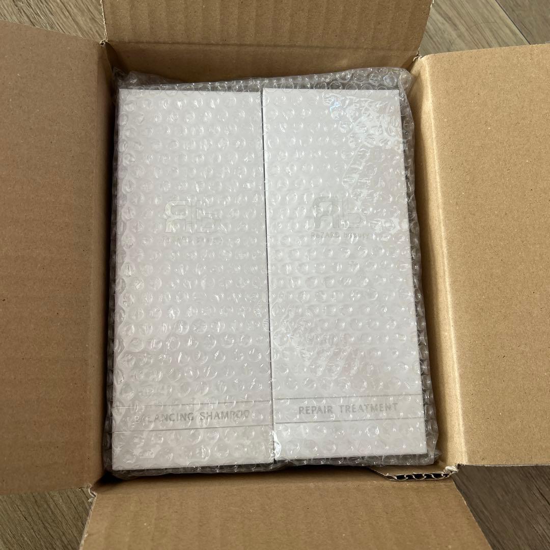 ReZARD beauty バランシングシャンプー &リペアトリートメントセット