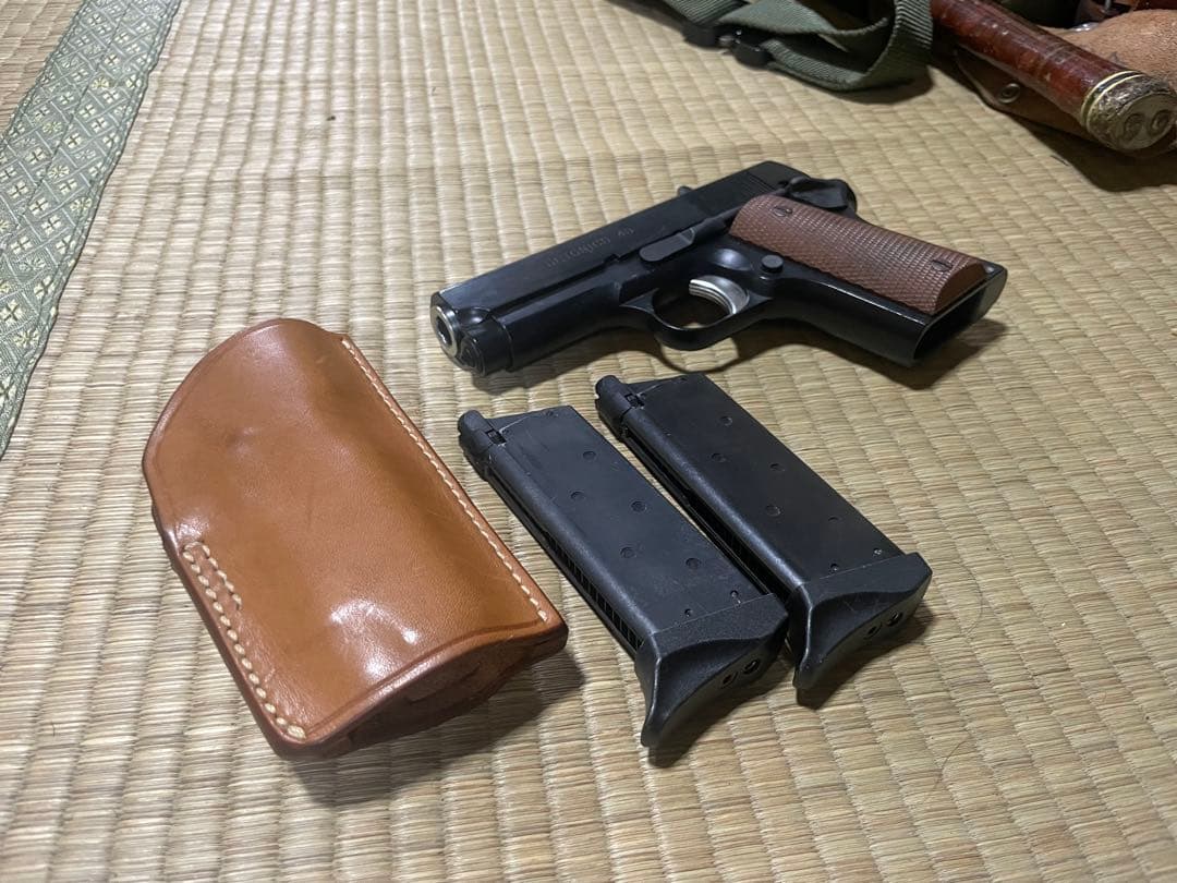 東京マルイ　デトニクス45　ガスブロハンドガン　スペアマガジン、ホルスター付き hblt_shb00000628