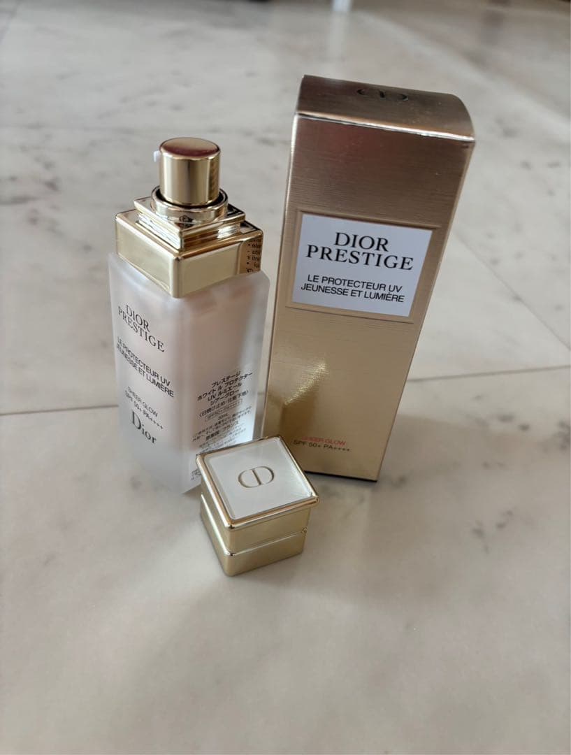 ディオール DIOR プレステージ ホワイト ル プロテクター UV ルミエール