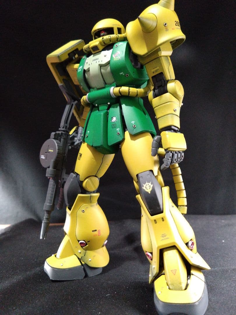 MG1/100 MS-06Sブレニフ・オグス専用 ZAKUii 改修塗装済完成品